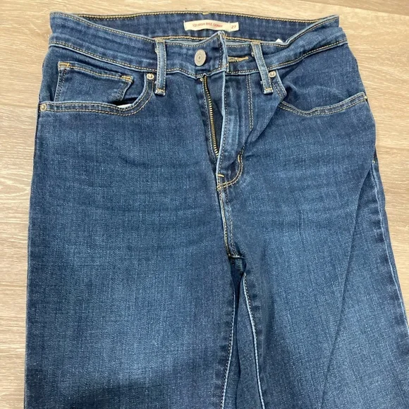 Levi’s Classic Blue Women's Jeans Denim Waist 27 - Picture 8 of 13